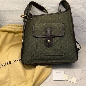 Louis Vuitton Mary Kate Monogram Mini Crossbody